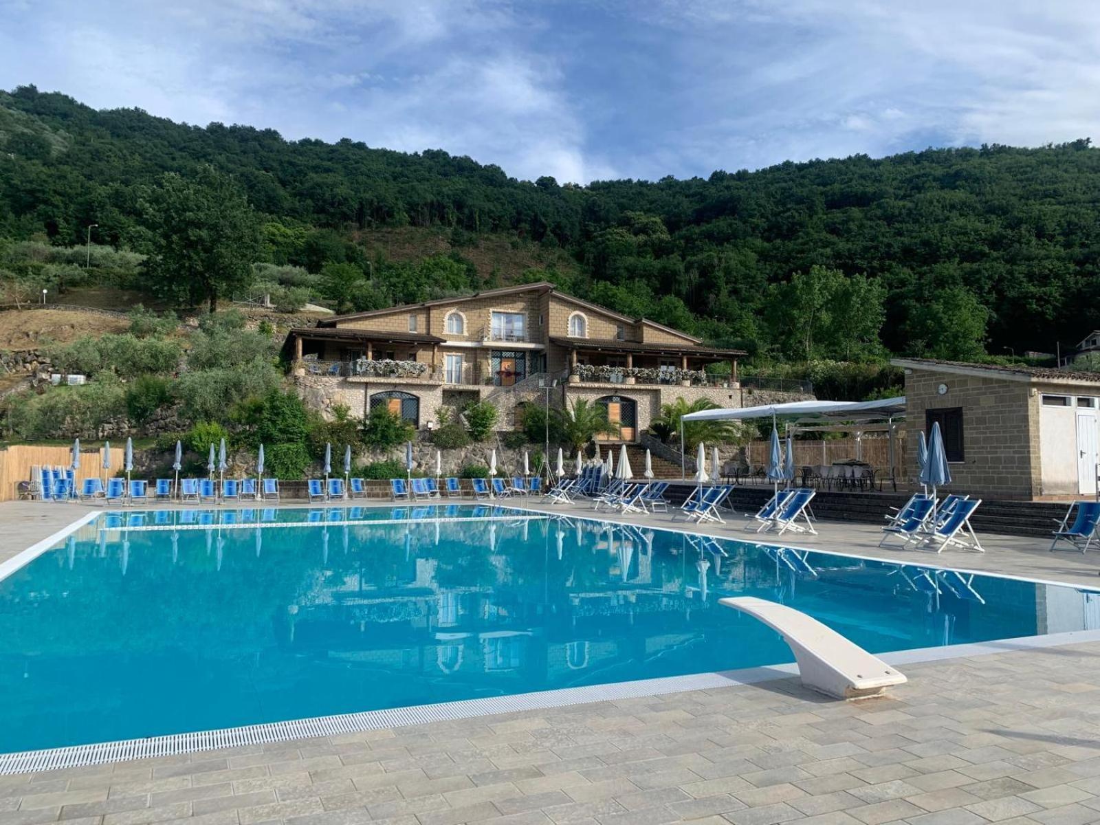 Bed and Breakfast Le Rocce SantʼAgata deʼ Goti Exterior foto
