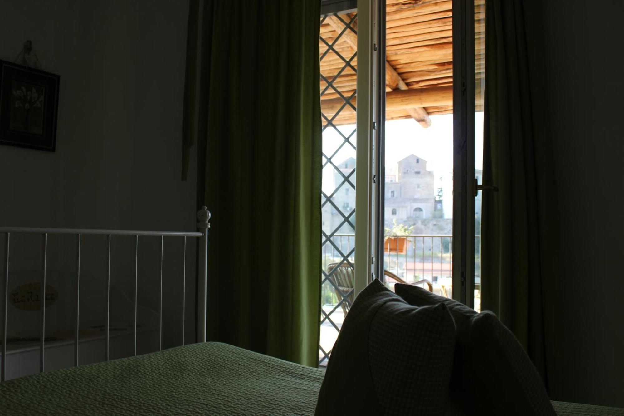 Bed and Breakfast Le Rocce SantʼAgata deʼ Goti Exterior foto