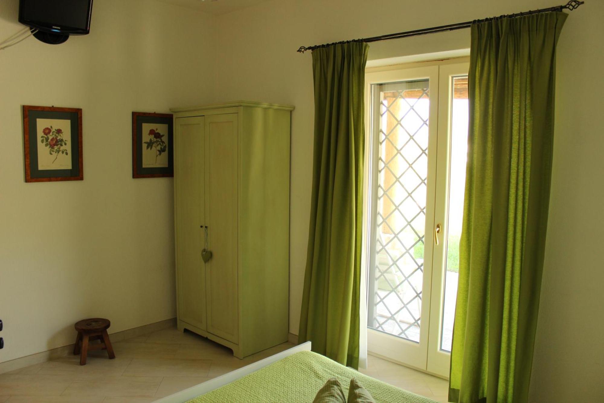 Bed and Breakfast Le Rocce SantʼAgata deʼ Goti Exterior foto